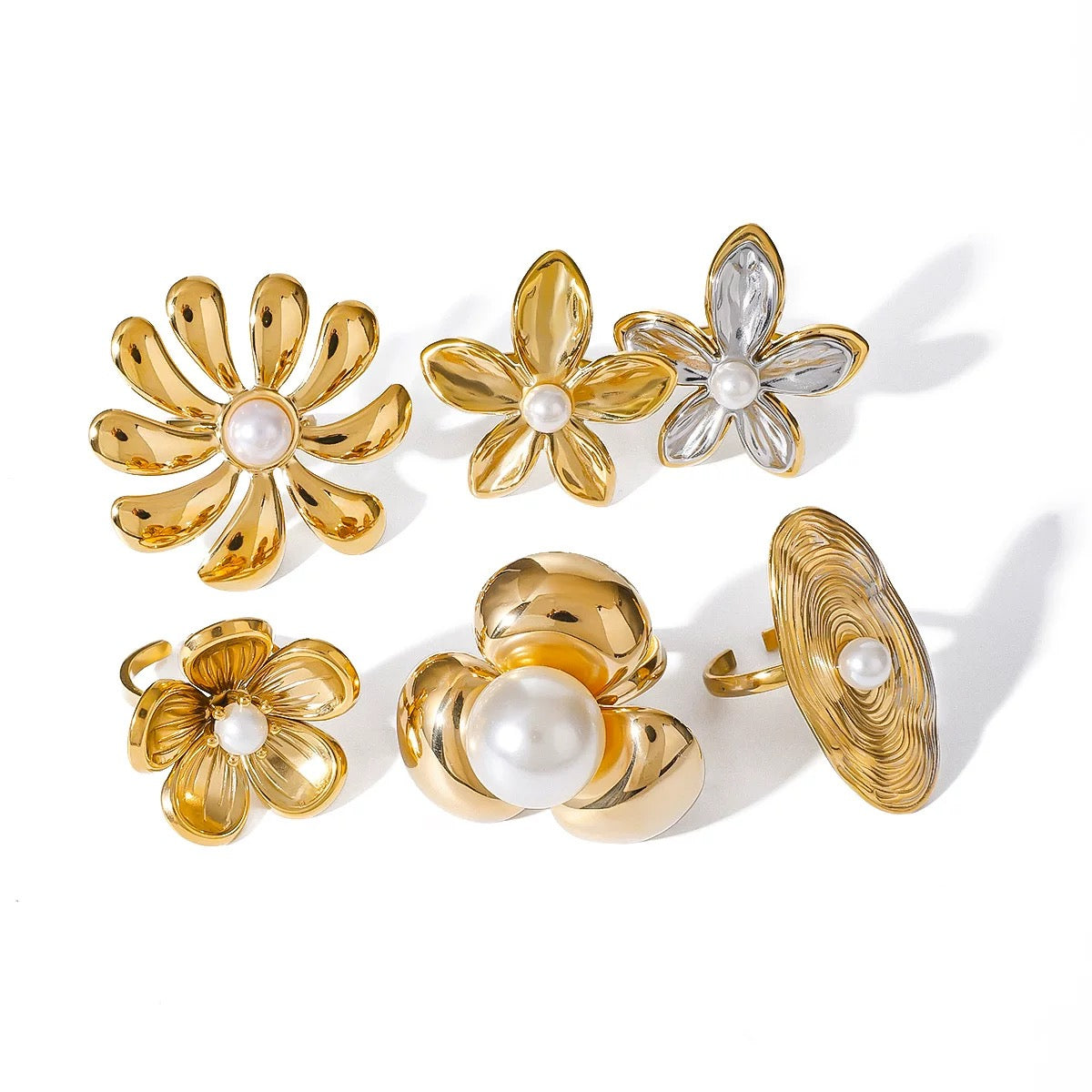 The Fleur Pearl Ring Set